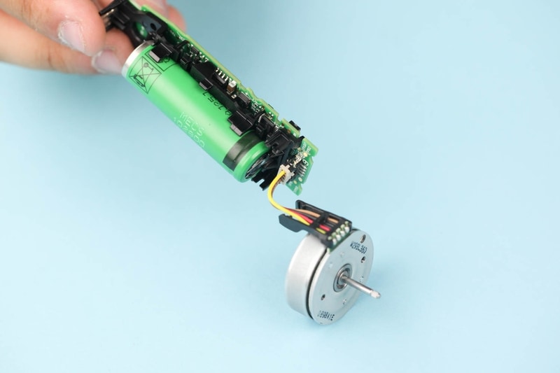 Electric Shaver Teardown